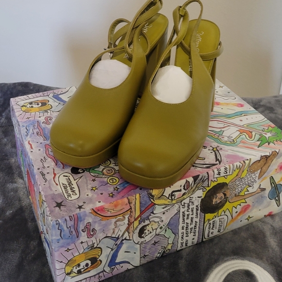 Jeffrey Campbell Olive Green Platform Ankle-Strap Heels - Picture 2 of 8